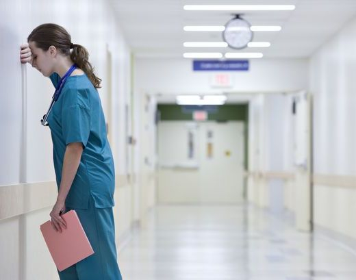 Профсоюз медработников выступил против штрафования врачей за смерти "пациентов-призраков"