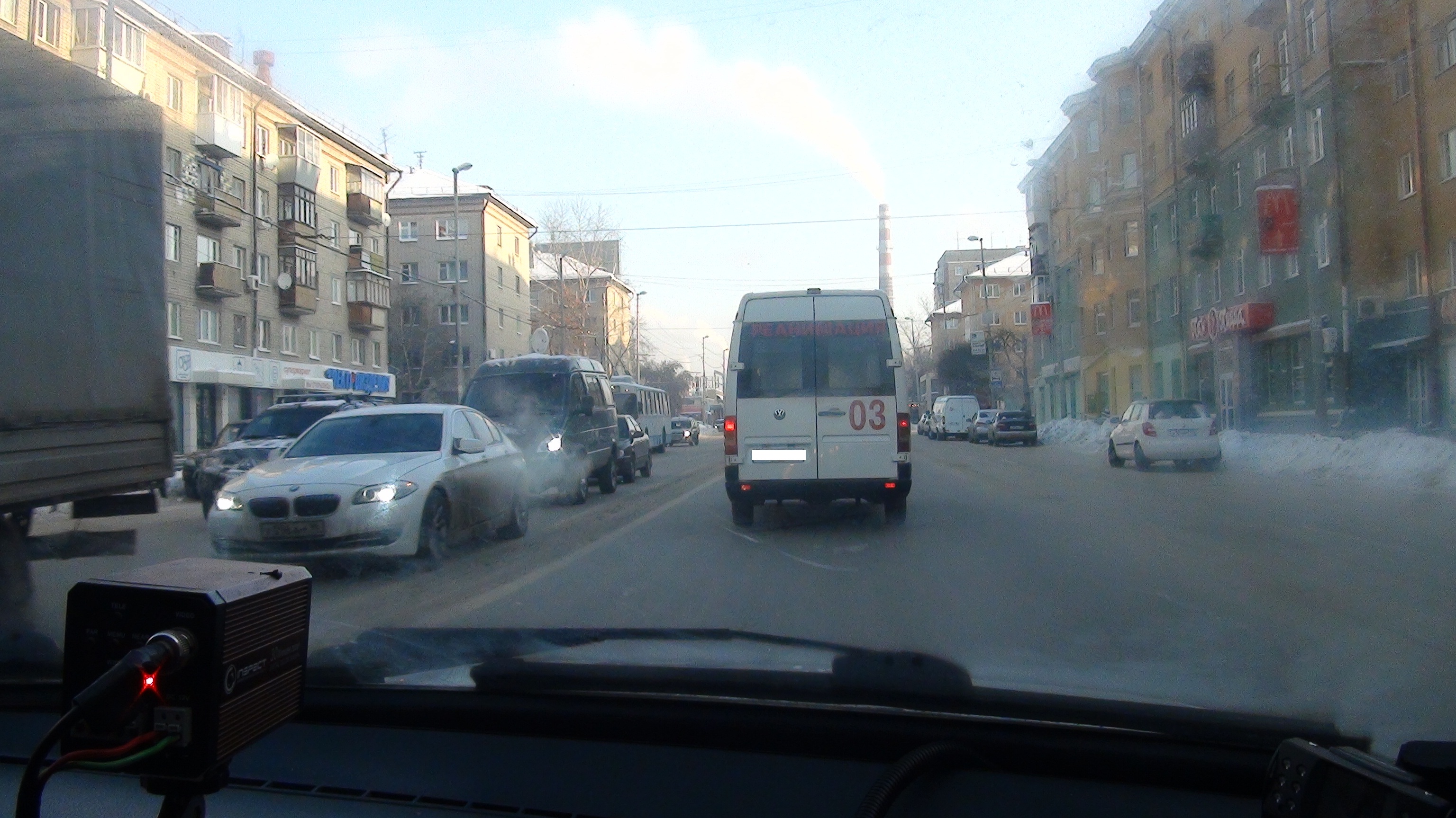 В Екатеринбурге за два дня поймали 29 не пропустивших скорую водителей
