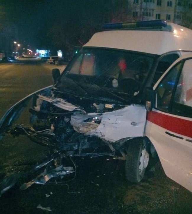 В Перми в ДТП со скорой пострадали шесть человек 2