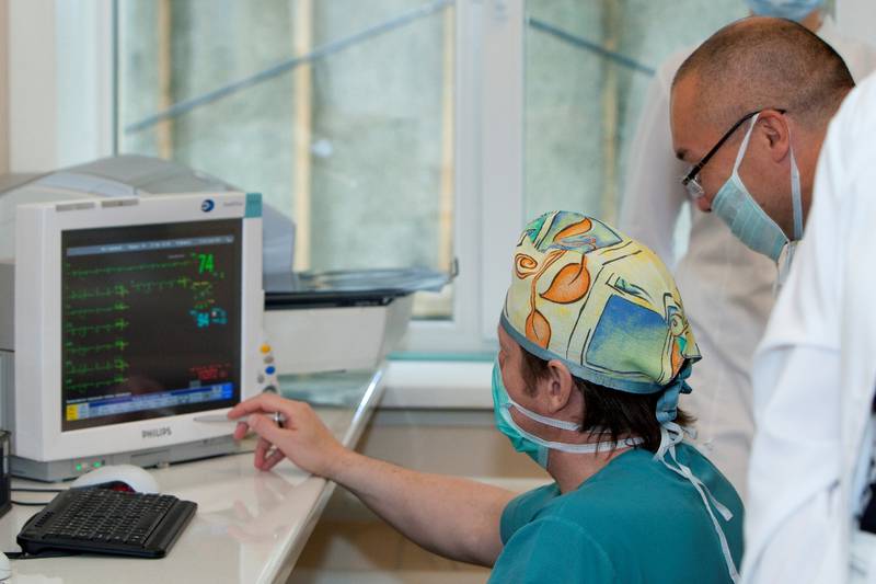 На Сахалине планируют доплачивать опытным медицинским работникам
