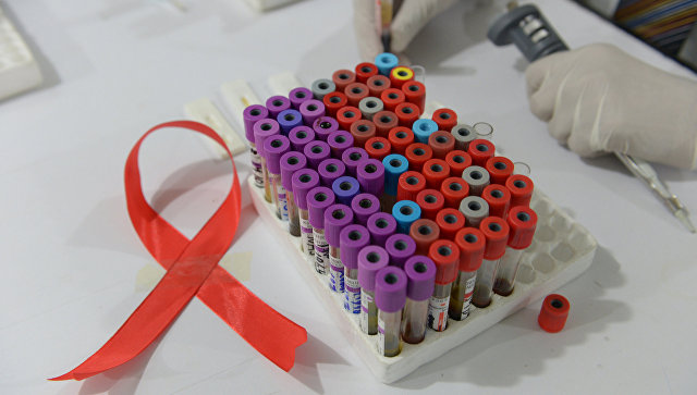 В Минздраве заявили об увеличении охвата ВИЧ-инфицированных терапией
