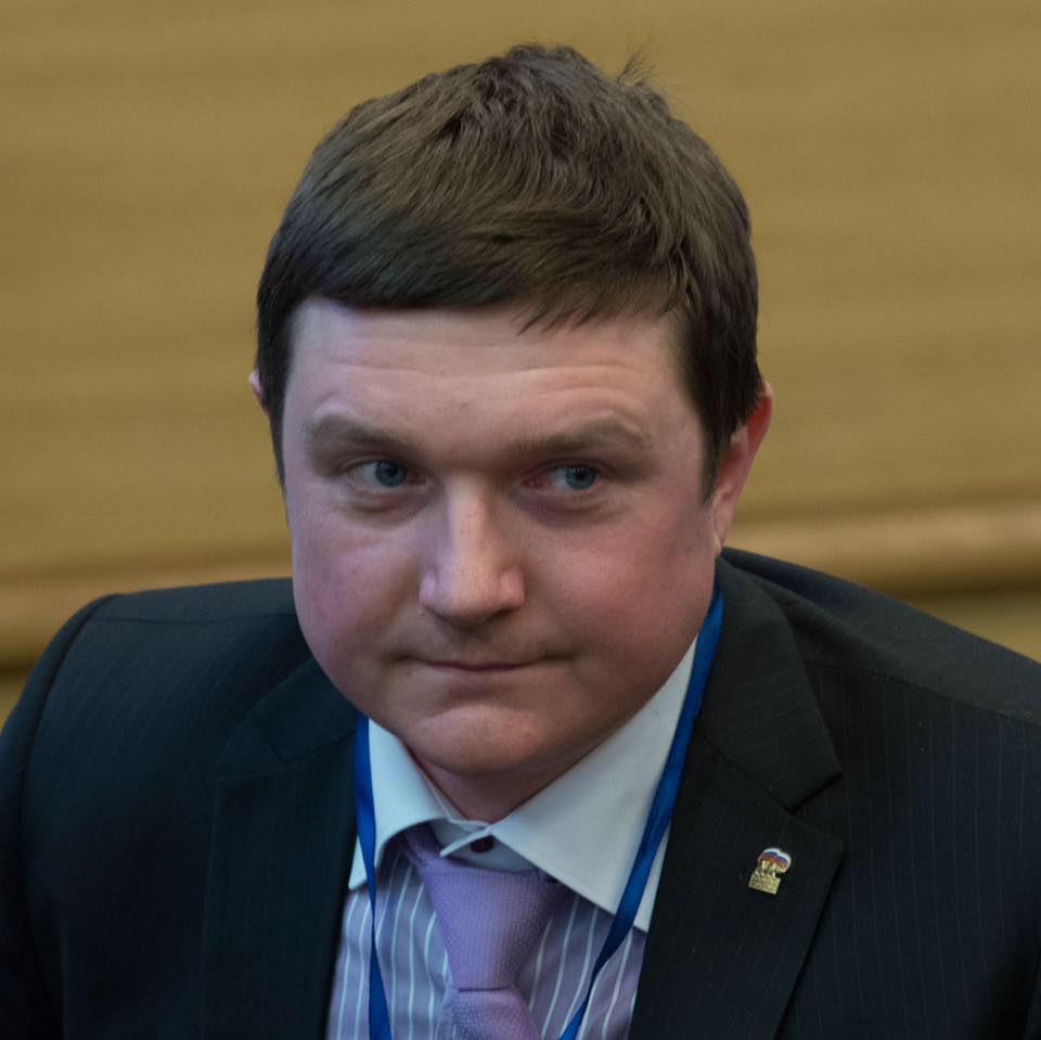 Петербургский депутат направил в Минздрав предложение о запрете ЭКО одиноким людям