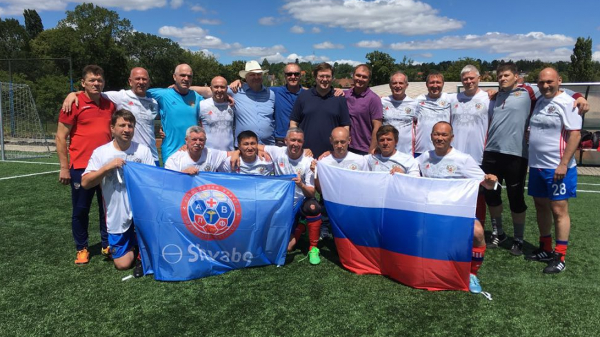 Сборная России по футболу среди врачей стала вице-чемпионом мира