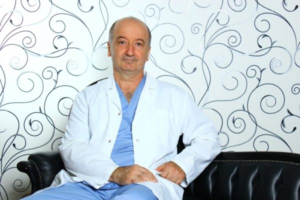 Пластический хирург Таир Алиев