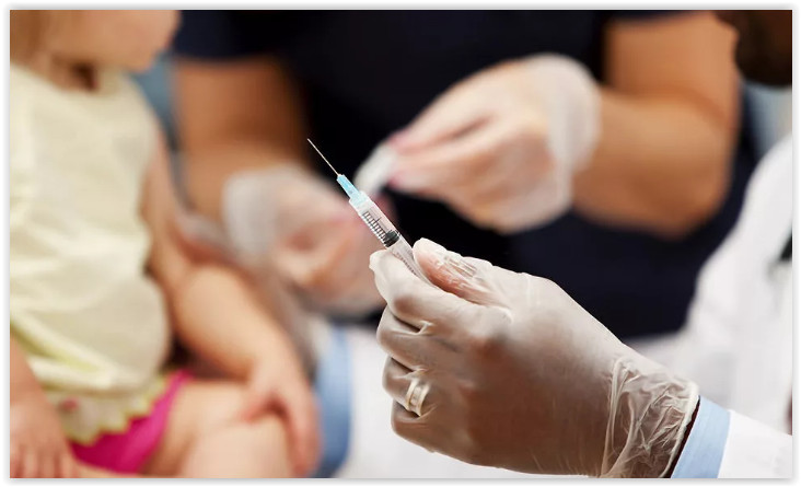 «Заразиться от вакцины гепатитом В невозможно, прививаться надо всем»