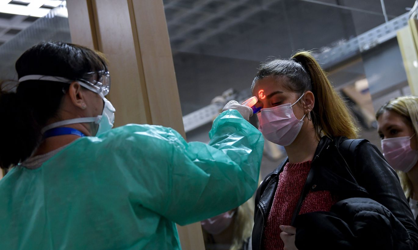 Инфекционист ФМБА считает, что вспышка коронавируса закончится летом