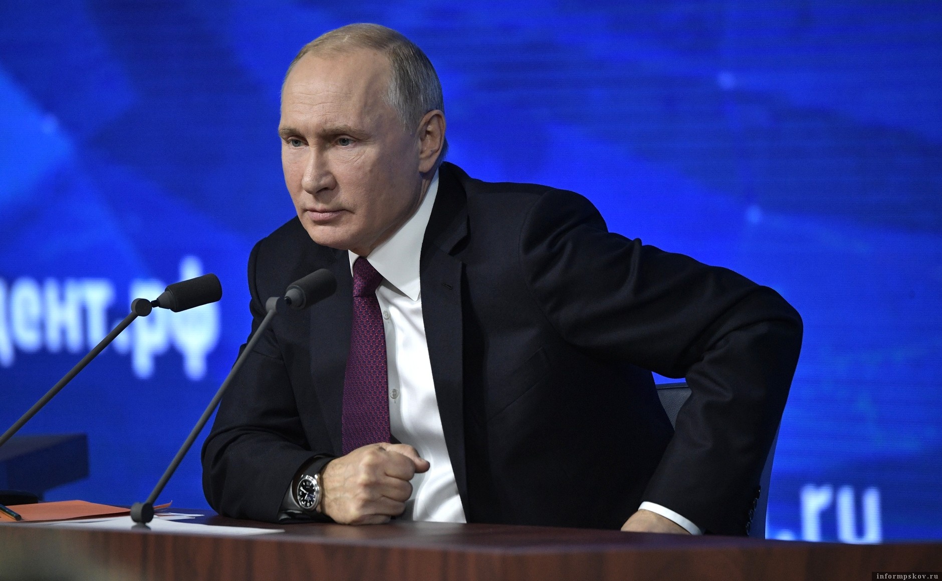 Путин подписал указ о выплатах медработникам, заболевшим коронавирусом