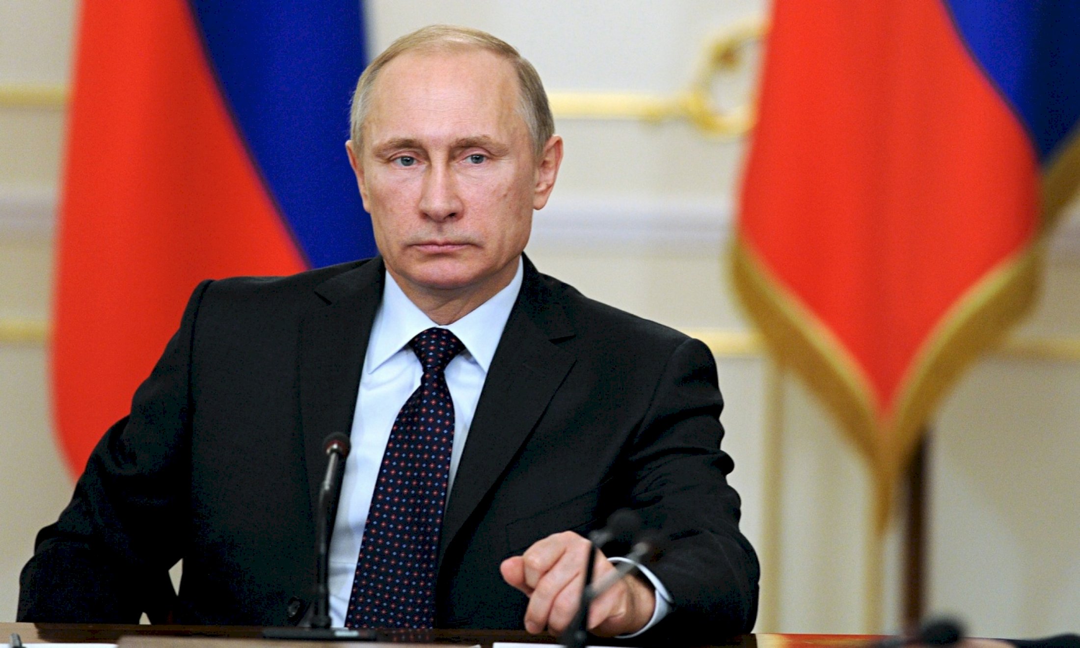 Путин – о надбавках: Я что, поручал часы считать?