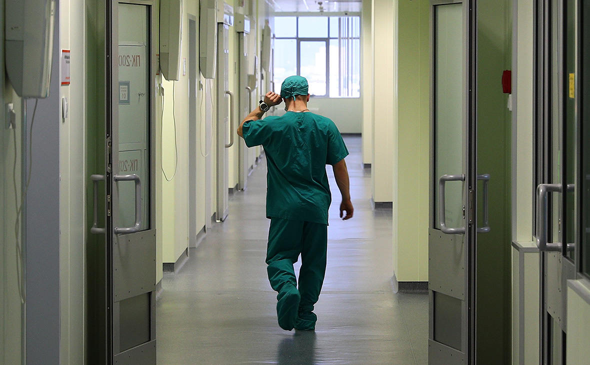 В больницах и поликлиниках Санкт-Петербурга работают 2500 студентов-медиков