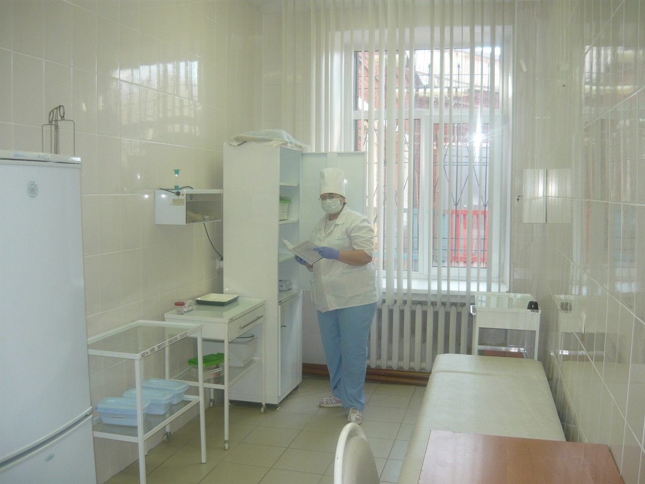 Главврача сахалинской больницы отстранили из-за дела о поддельных сертификатах
