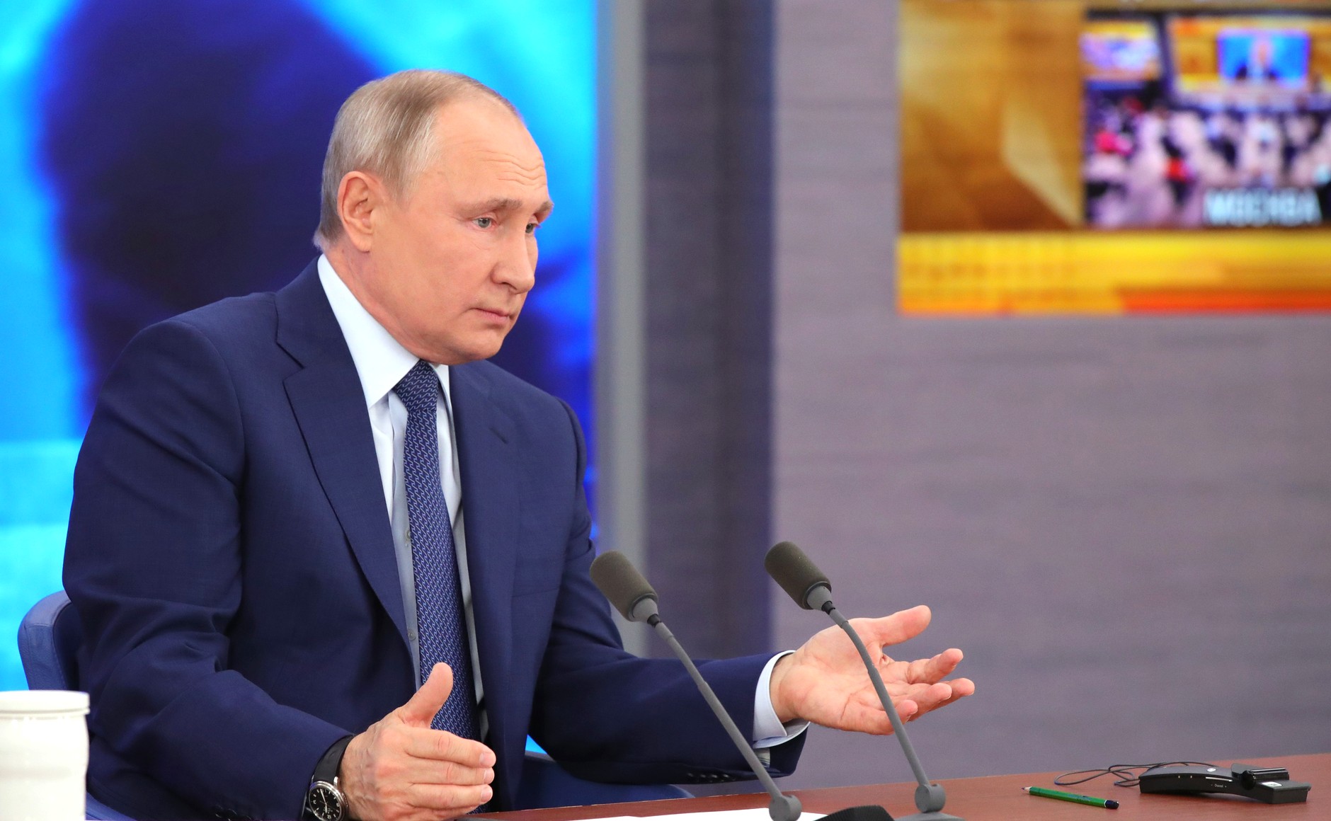 Путин – о средствах защиты: «Надеюсь, у нас уже не будет никаких дефицитов»