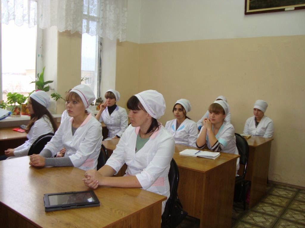 В медколледжах Башкирии добавили 400 мест для решения кадрового вопроса