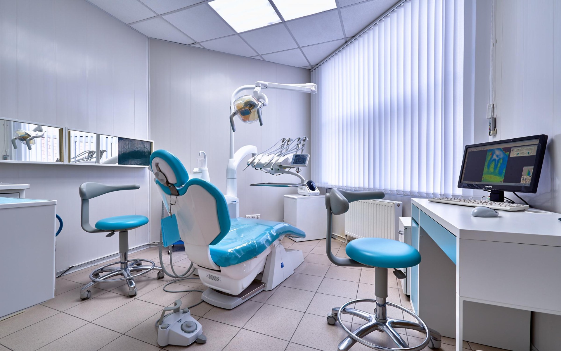 «Все в порядке»: Росздравнадзор проверил стоматологию, врачи которой жаловались на требования «выполнить план»