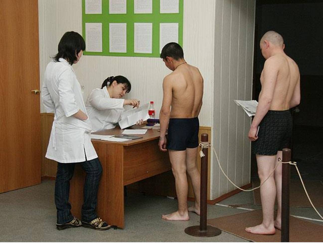 «Чтобы не было «закосов»»: медиков Волгограда снимают с приема для проведения медосмотров мобилизованных