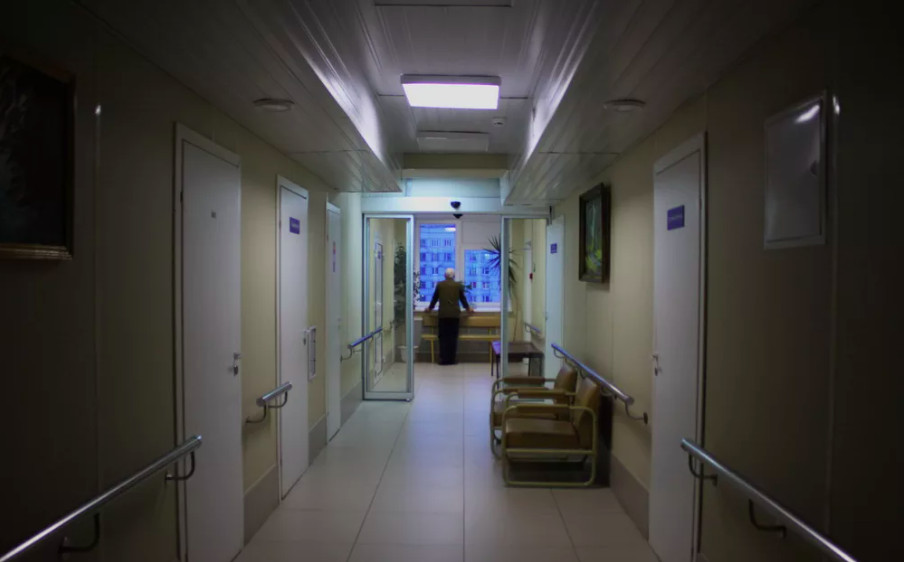 «Я не против врачей, но это уже за гранью»: в Волгограде пациент умер после осмотра в трех больницах