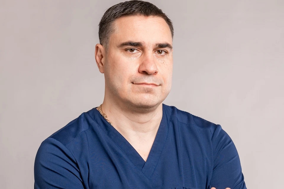 «За эти три месяца стал военным хирургом», — депутат Госдумы Дмитрий Хубезов демобилизовался из зоны боевых действий
