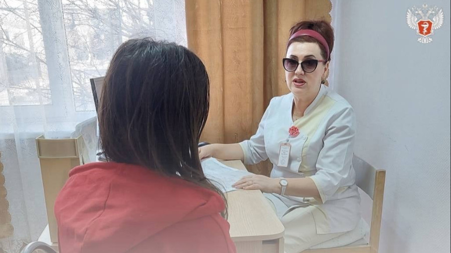 Астраханские врачи удалили подростку огромную кисту яичника, которая два года росла без симптомов