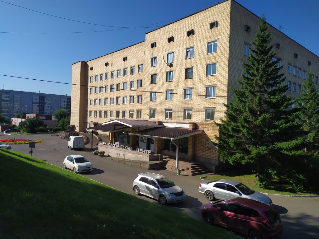 Красноярский хирург получил условный срок: он брал взятки за проведение операций вне очереди
