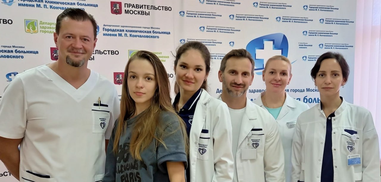 Московские врачи прооперировали пациентку с кровотечением из-за беременности, развившейся в печени