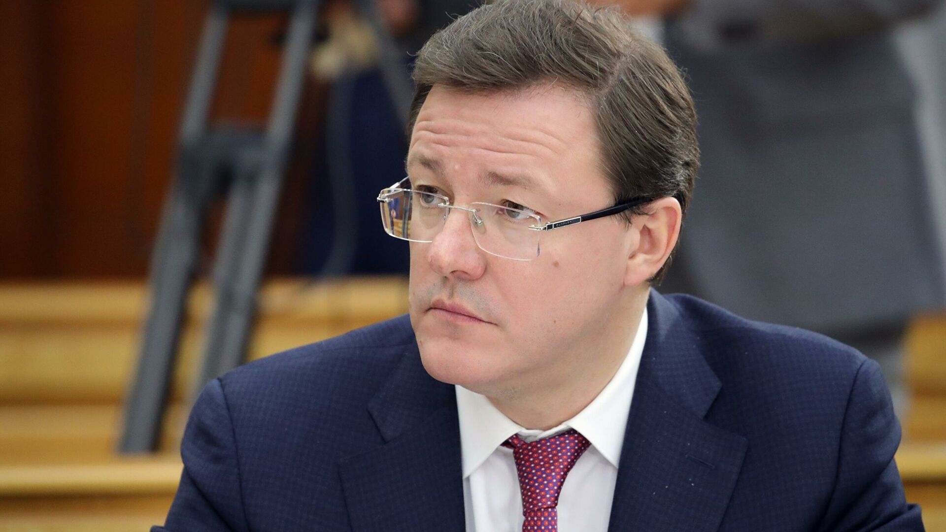 Самарский губернатор поручил выплатить медработникам единовременные выплаты от 10 до 40 тысяч рублей