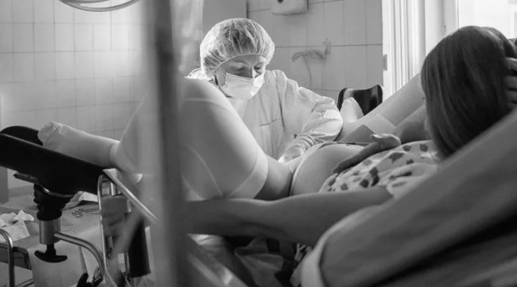 У трех российских больниц отсудили 8 млн рублей за ошибки ведения беременности и родов