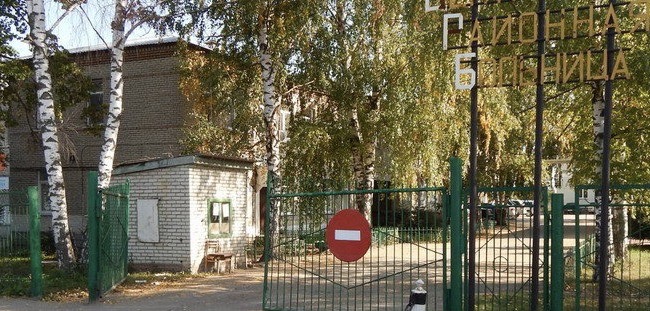 Экс-главврача районной больницы приговорили к 8 годам колонии и штрафу в 3,5 млн рублей за взятку при капремонте