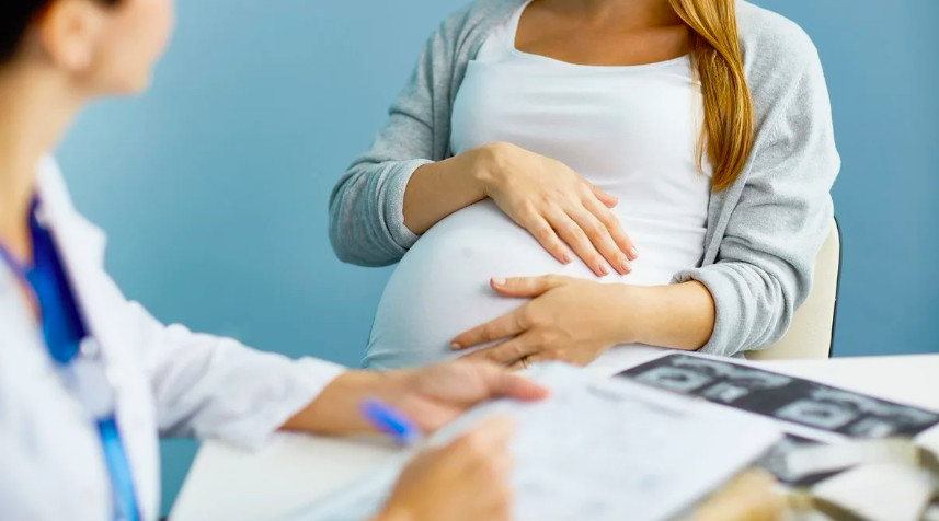Успеть за 22 минуты: акушеры-гинекологи отреагировали на инициативу об увеличении время приема беременных