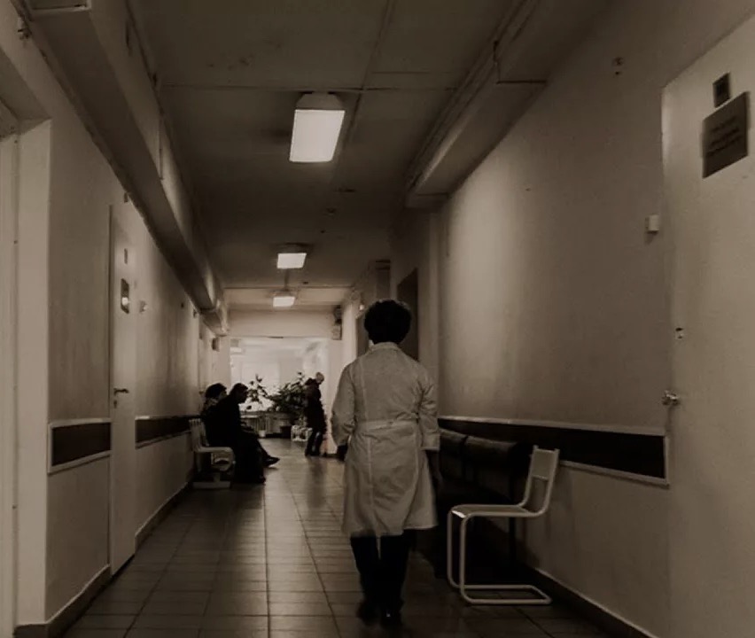 Врач отдала мошенникам 6 млн рублей после сообщения от бывшего начальника