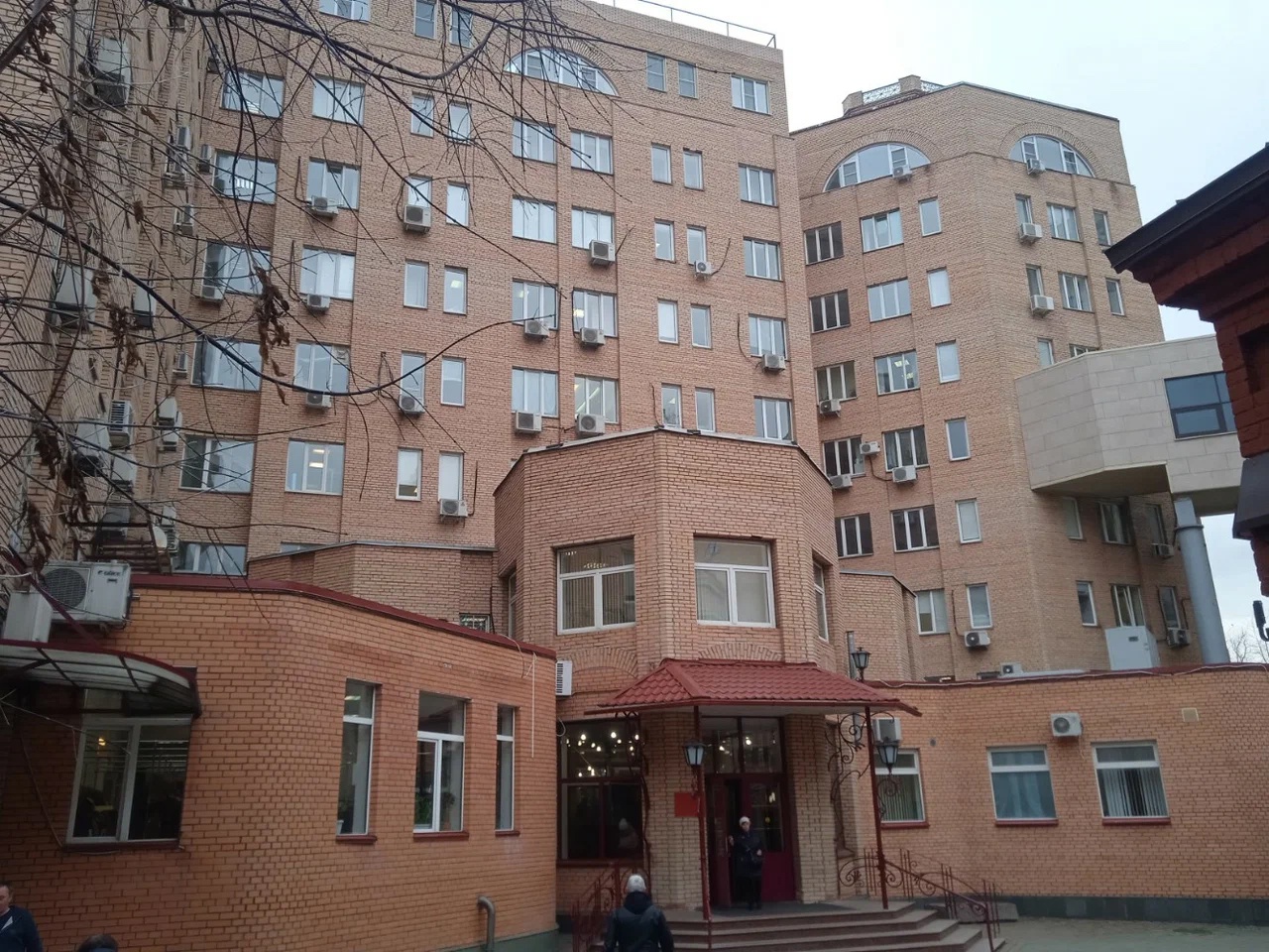 Экс-начальника лечебно-диагностического центра обвиняют в хищении 57 млн рублей, выделенных на закупку медоборудования