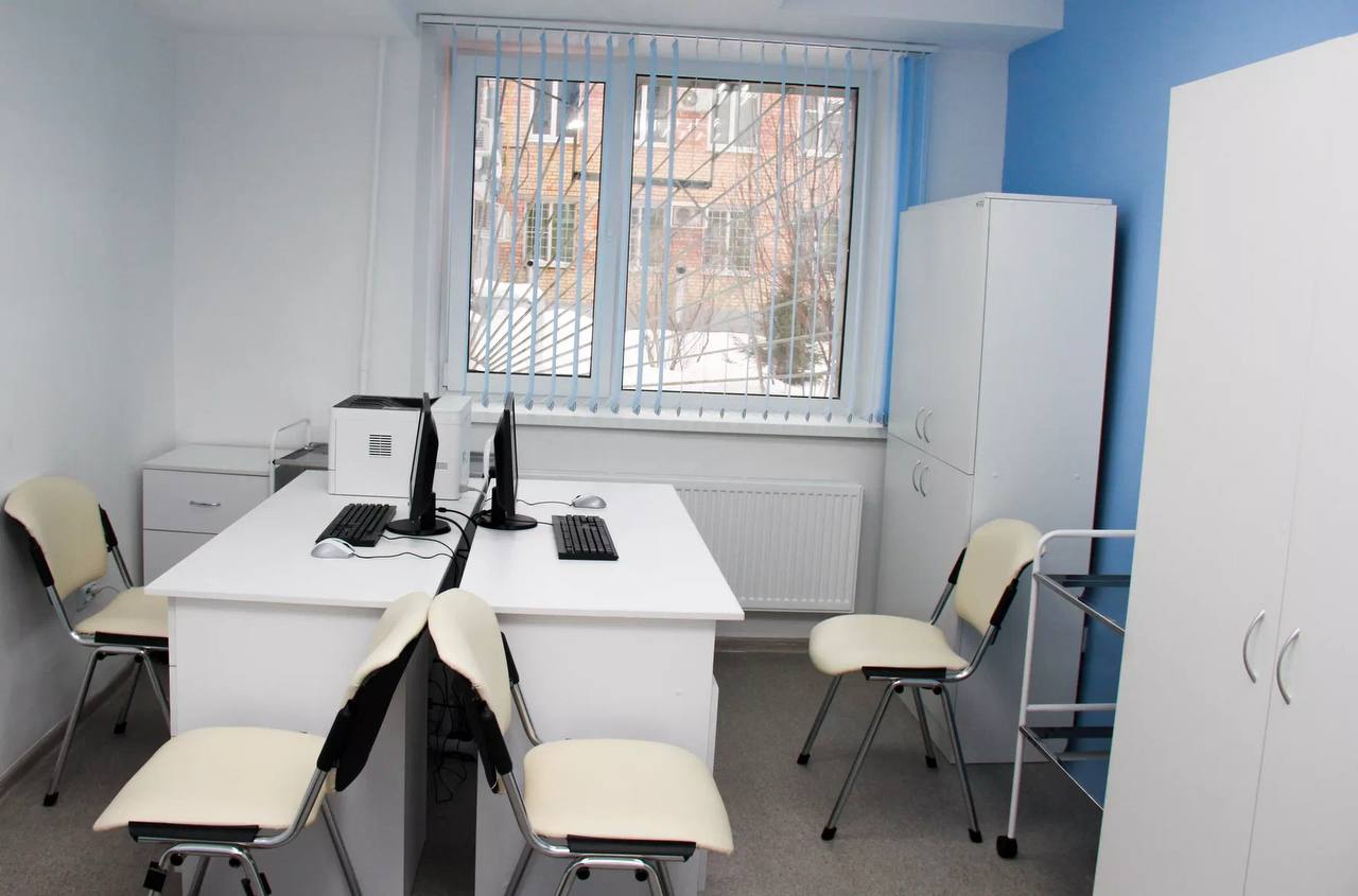 Пациент взыскал с частной клиники стоимость «навязанных» медуслуг, не соответствующих клиническим рекомендациям