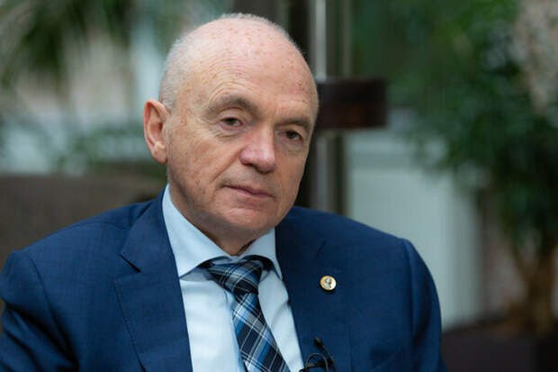 Заведующий кафедрой в медуниверситете им. Пирогова заявил о невозможности решить кадровую проблему принудительными отработками