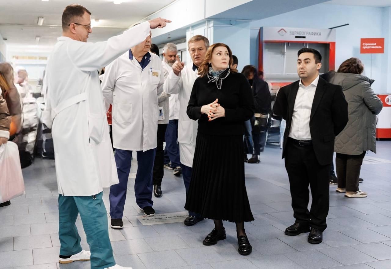 ⚡️Очереди с раннего утра в ростовской поликлинике объяснили проблемами в системе электронной записи