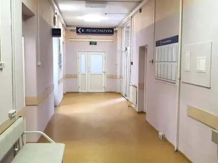 Бухгалтера больницы будут судить за мошенничество — она начисляла зарплату своей матери, которая не работала в медучреждении