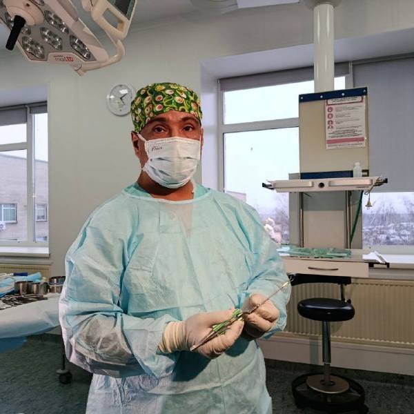 В ГБУЗ НСО «Государственная Новосибирская областная клиническая больница» поступила пациентка с подозрением на инсульт. Женщина, находящаяся на 20-й неделе беременности, потеряла сознание дома. Придя на какое-то время в себя, она вызвала скорую помощь. К приезду медиков у неё развилась невыносимая головная и шейная боль.