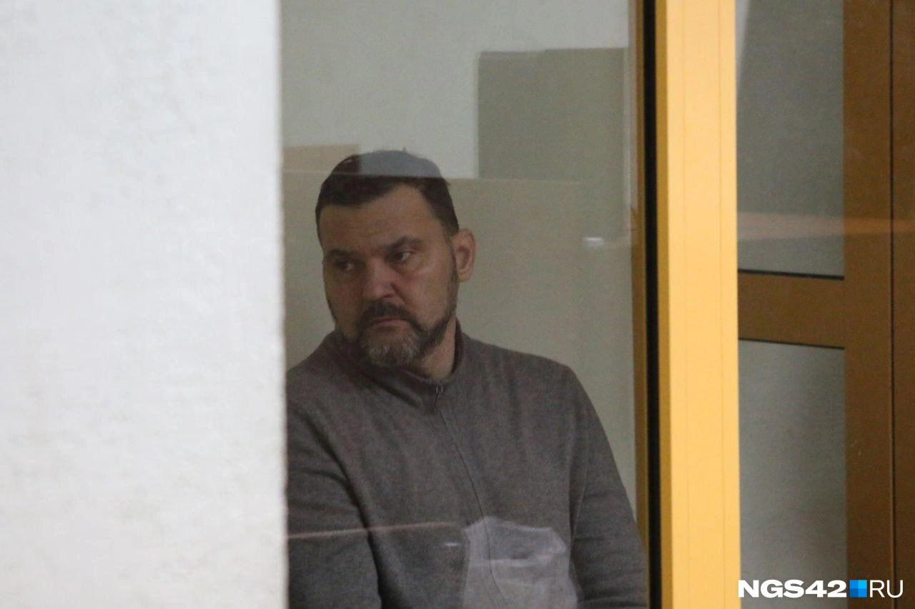 Главврача новокузнецкого роддома отправили под домашний арест, а завотделением реанимации — запретили общаться с подчинёнными