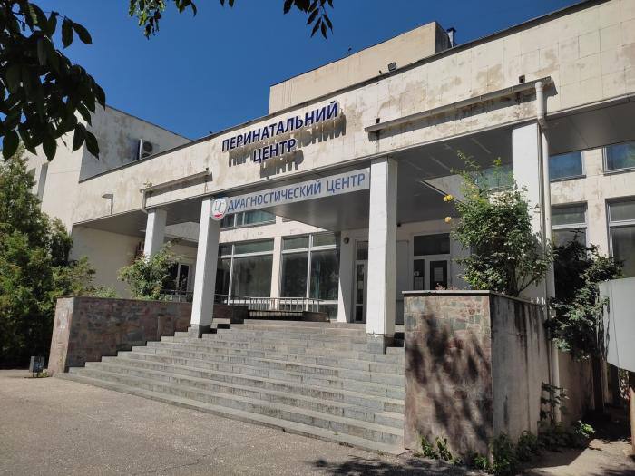 СК и Роспотребнадзор проверяют роддом после смерти младенца, в медкарте которого обнаружили запись «задним числом»