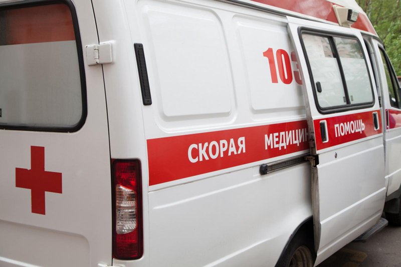 Ещё один пациент сломал нос фельдшеру «скорой», который приехал к нему на вызов