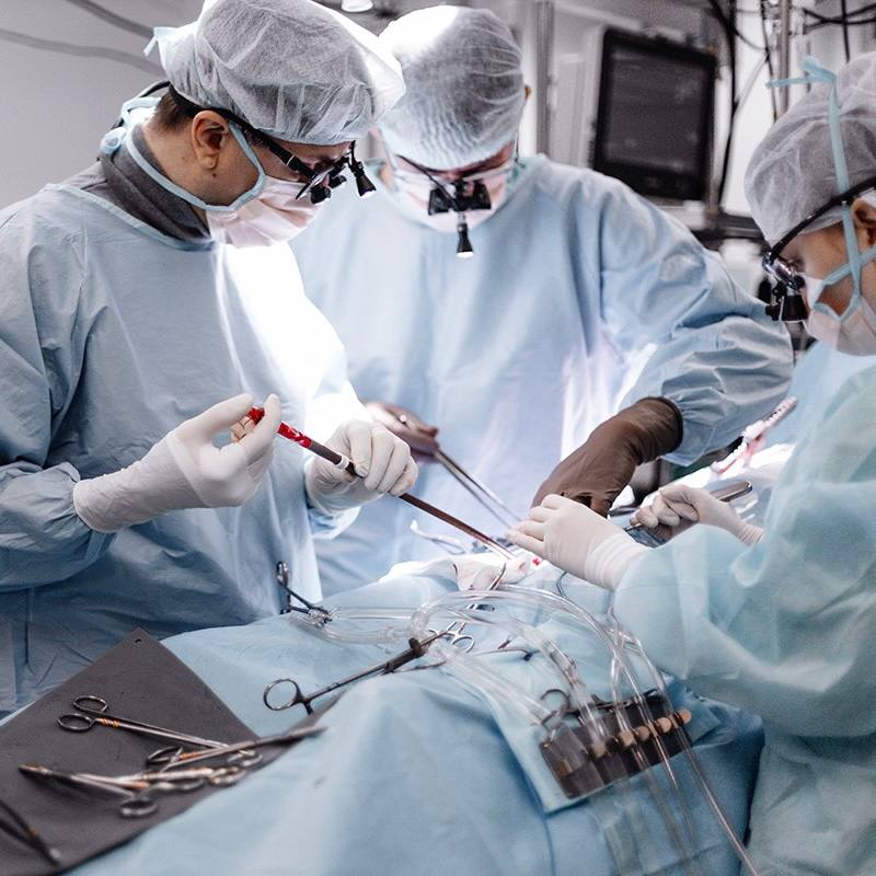 Новосибирские врачи впервые в России выполнили миоэктомию при гипертрофической кардиомиопатии через миниразрез