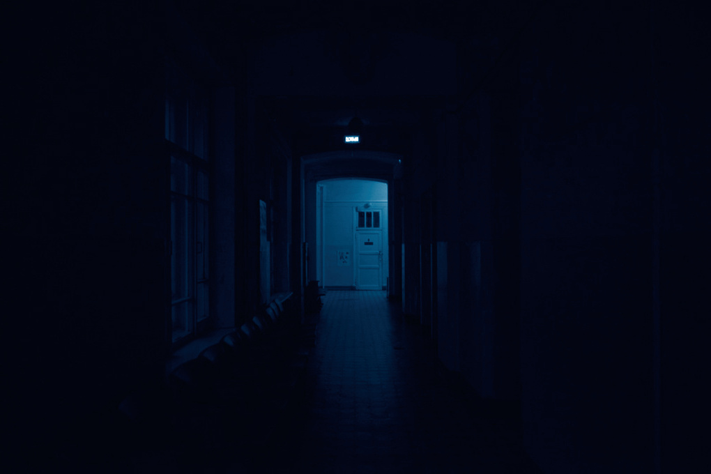 Бывших завотделениями психбольницы будут судить за вымогательство 150 тысяч у отца призывника