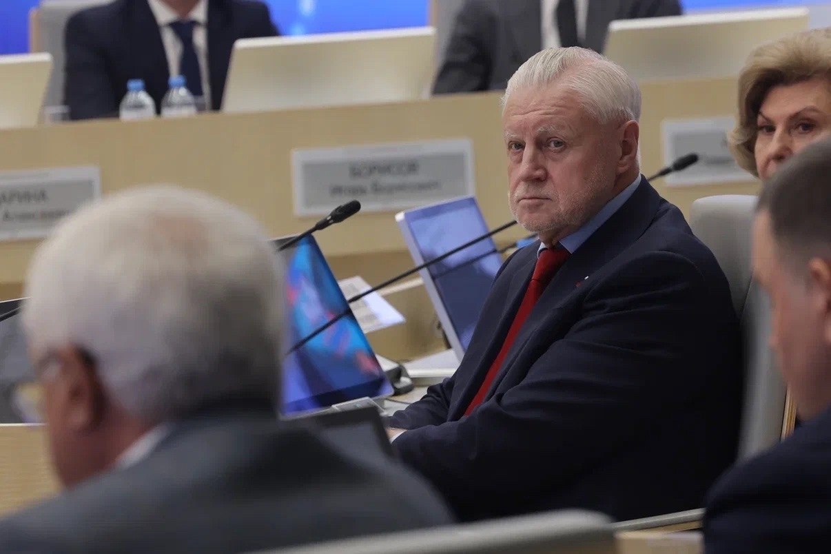 В Госдуме предложили снизить пенсионный стаж врачей для их мотивации оставаться в профессии