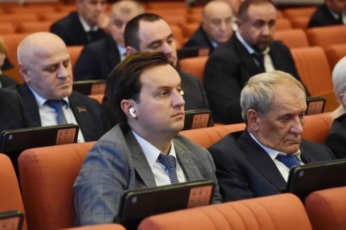 Бывшего зампреда регионального комитета здравоохранения обвинили в хищении 137 миллионов на тестах для COVID-19