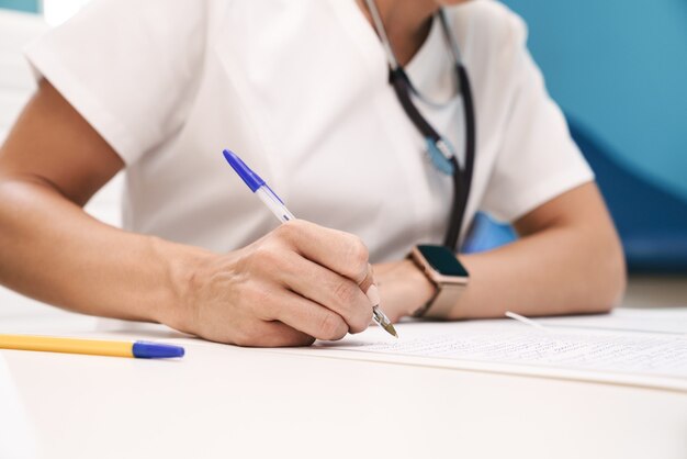 Уголовное дело заведено против рядового врача, который сделал приписку по диспансеризации