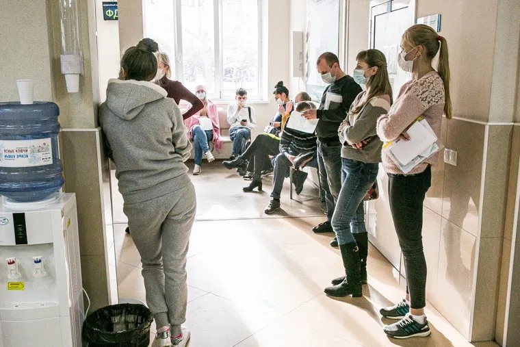 В медсанчасти провели «разъяснительную работу по вопросам медицинской этики и корректного общения» после жалоб пациентов на нехватку кадров