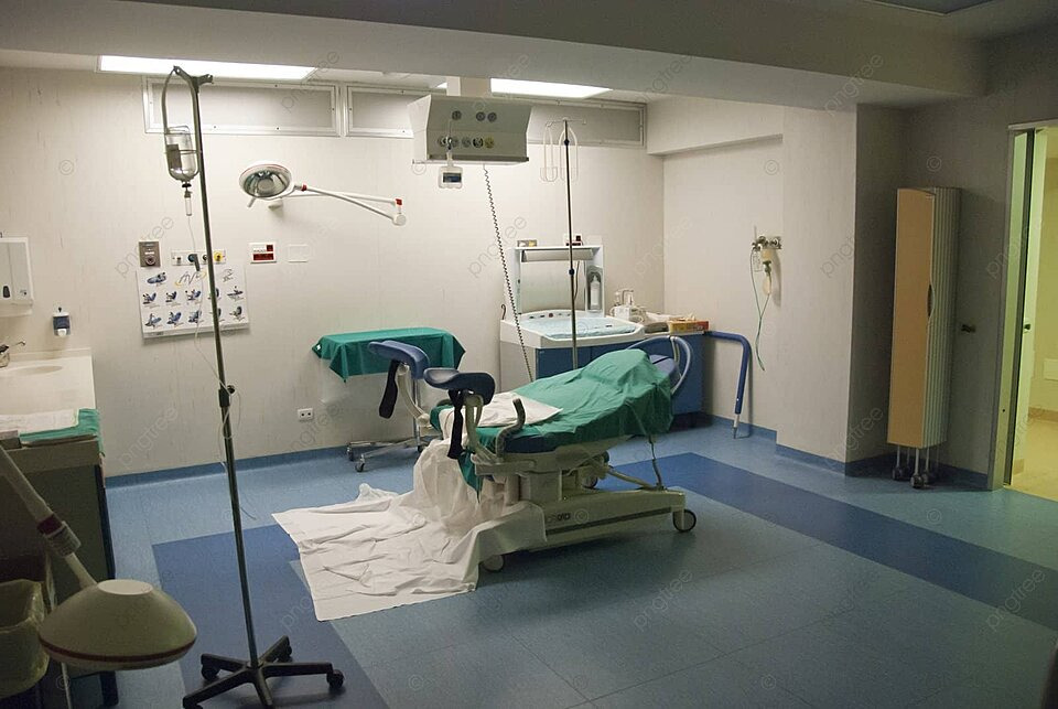 Роддом на Урале временно закрыли из-за того, что заведующий отделением ушел на больничный