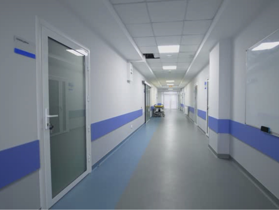 Семья требует с частной клиники 15 млн рублей моральной компенсации за рождение ребёнка после вазэктомии