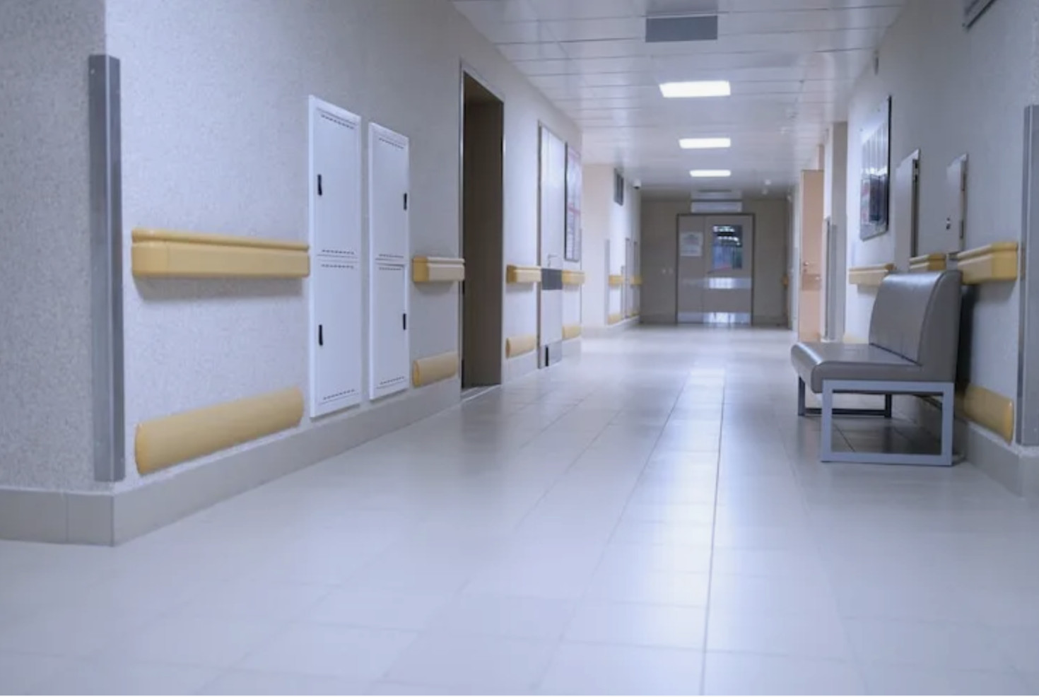 Дефицит ОМС предложили закрыть за счёт перераспределения пенсионных отчислений