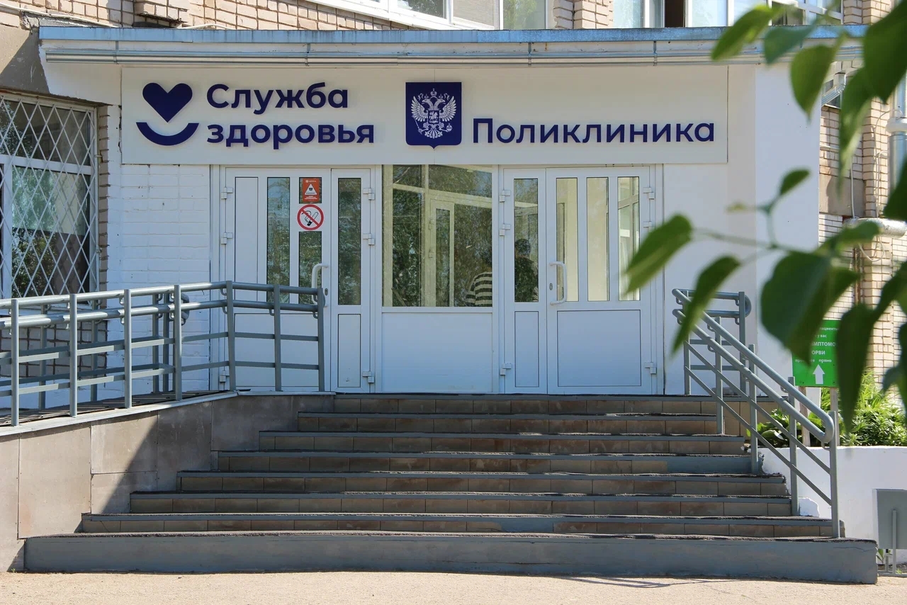 Сотрудники медучреждения пригрозили массовым увольнением, если уволят главврача