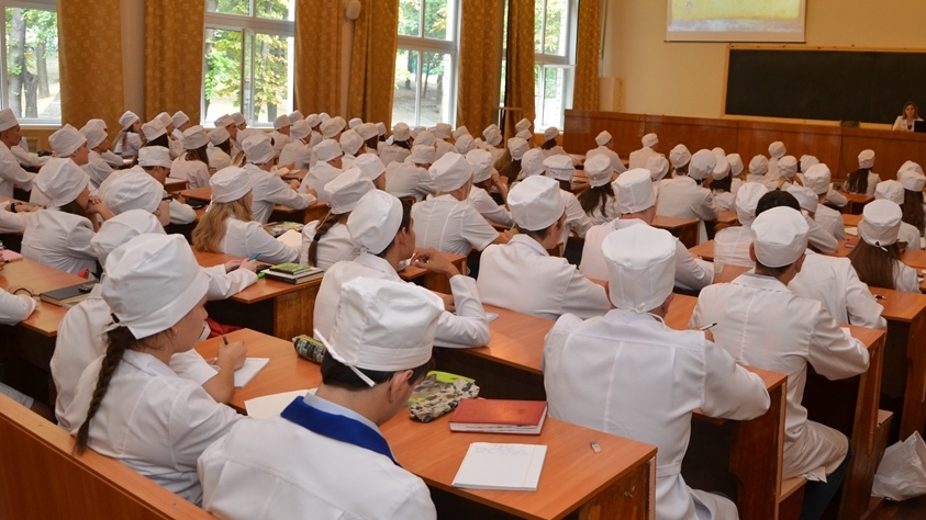 Студенты-медики Ставрополья будут получать выплаты в 30 тысяч ежемесячно