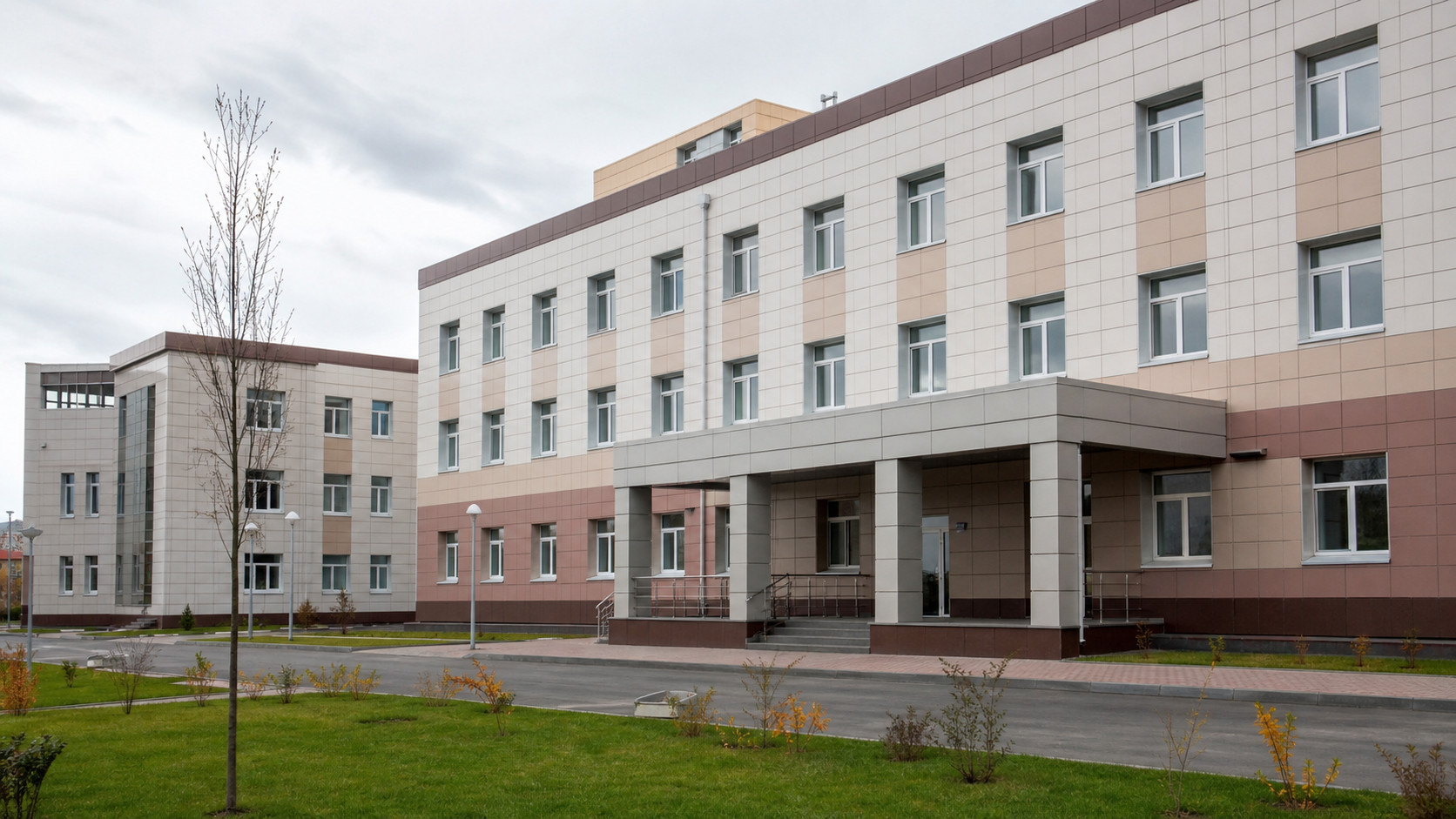 Здание государственной больницы. Иллюстрация к новости о предложении налоговой льготы.