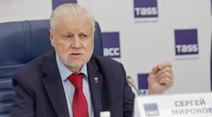 Миронов заявил, что конкурс в медвузы не отражает привлекательность работы врача Фотография из исходного сообщения о заявлении Сергея Миронова о медицинском образовании